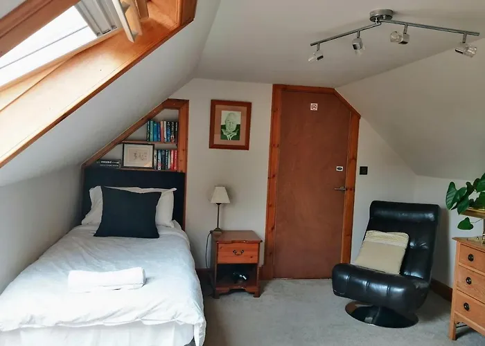 Nest Holiday Home Central Callander, Trossachs Self-Catering